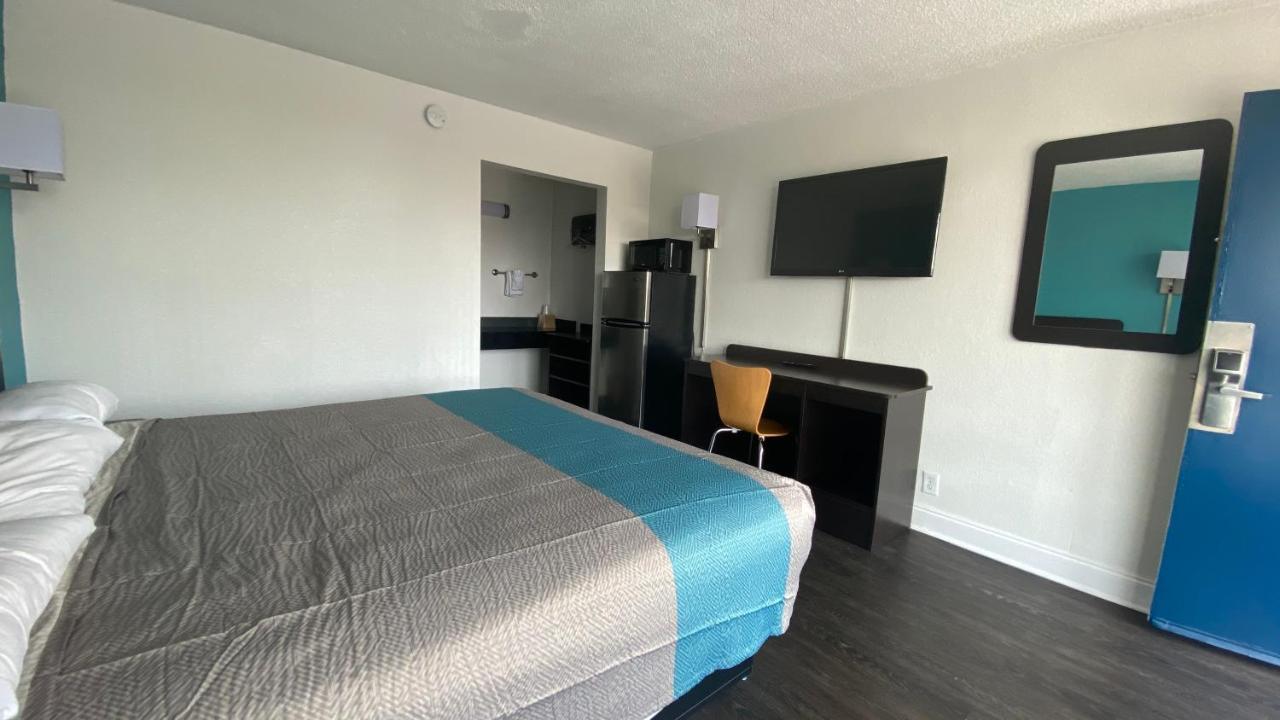 Motel 6 Wilmington, NC - Market Street Eksteriør bilde